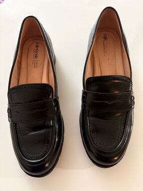 Life Stride Black Patent Penny Loafers